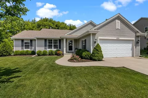 606 E Sheila Ave, Elkhorn, WI 53121