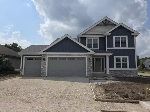 57 Savannah Pkwy, Deerfield, WI 53531