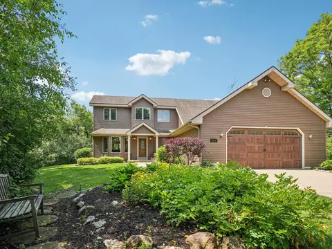 6275 Jones Rd, Burlington, WI 53105