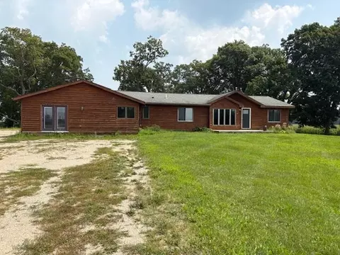 n2450 Wenham Road, Fort Atkinson, WI 53538