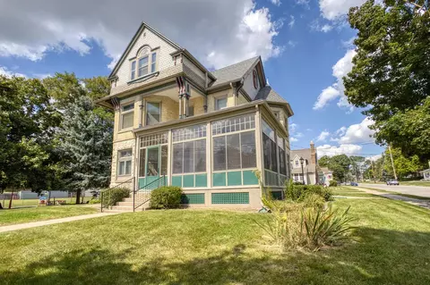 251 E Racine St, Jefferson, WI 53549