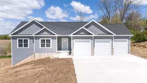 600 Sycamore Pl, Theresa, WI 53091
