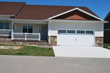 811 Barson, Onalaska, WI 54650 photo 1