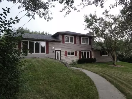 586 Colgate, Richfield, WI 53017 photo 1