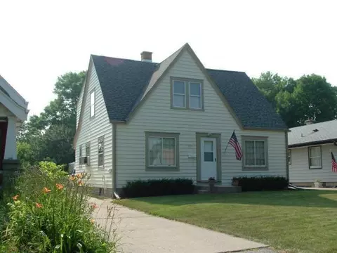5437 N Bethmaur, Glendale, WI 53209 photo 1