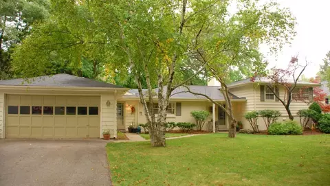 217 E Willow, Fox Point, WI 53217 photo 1