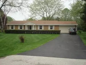 1275 Apache, Brookfield, WI 53005 photo 1
