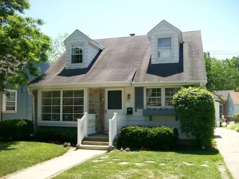 807 E Hampton, Whitefish Bay, WI 53217 photo 1