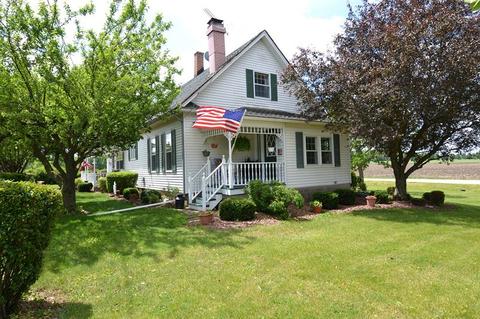 5745 Spring Valley Rd, Burlington, WI 53105 photo 1