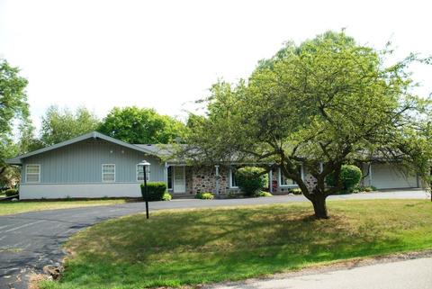 133 E Glencoe Pl, Bayside, WI 53217 photo 1