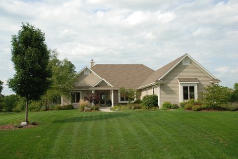 2420 Brookside Dr, Jackson, WI 53037 photo 1