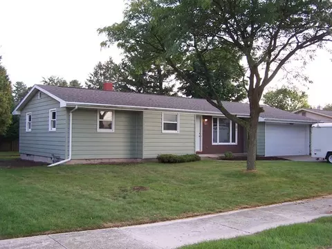 2927 38, Two Rivers, WI 54241 photo 1
