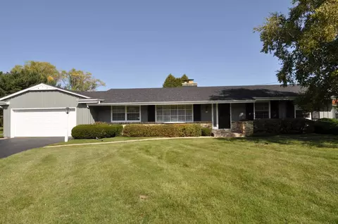 116 E Marti, Bayside, WI 53217 photo 1