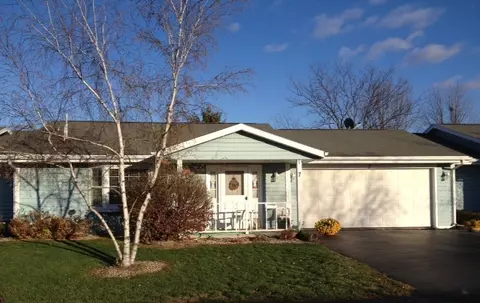 409 E 3rd #7, Elkhorn, WI 53121 photo 1