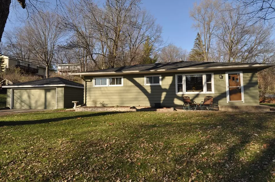  17430 Burnet, Brookfield, WI 53045 photo 1