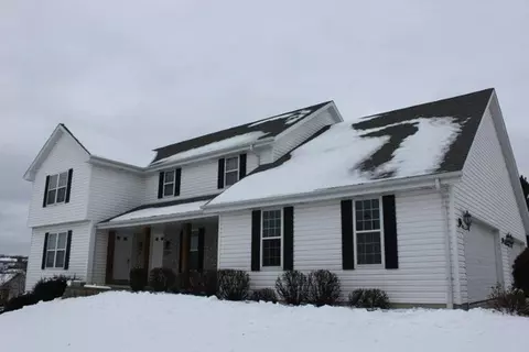 2714 Sandra, Waukesha, WI 53188 photo 1