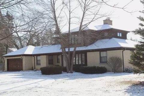 805 E Dean, Fox Point, WI 53217 photo 1