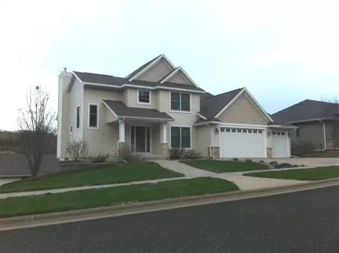 864 Olympic, Onalaska, WI 54650 photo 1