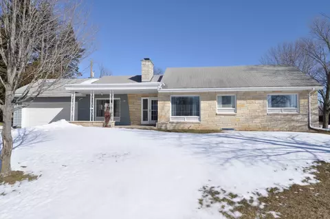 520 E Macarthur, Fox Point, WI 53217 photo 1