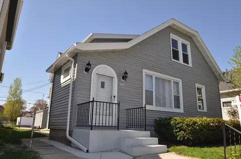 3949 E Barnard, Cudahy, WI 53110 photo 1