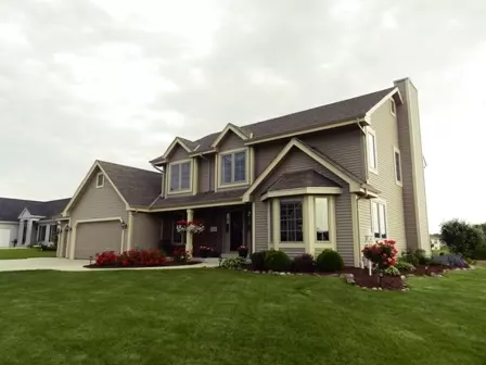 4987 W Devinshire, Franklin, WI 53132 photo 1