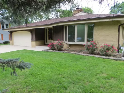 1319 Post, Brookfield, WI 53005 photo 1