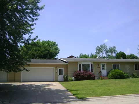 1108 Willow, La Crescent, MN 55947 photo 1