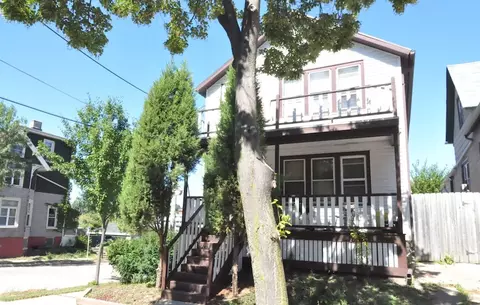 800 E Pearson, Milwaukee, WI 53202 photo 1