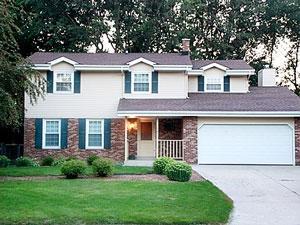 7541 Riverview Rd, Franklin, WI 53132 photo 1