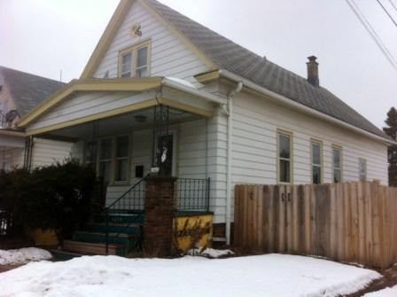 1422 W Dakota St, Milwaukee, WI 53215 photo 1