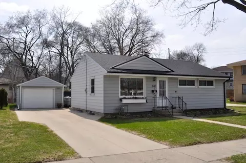 833 E Doty, Milwaukee, WI 53207 photo 1