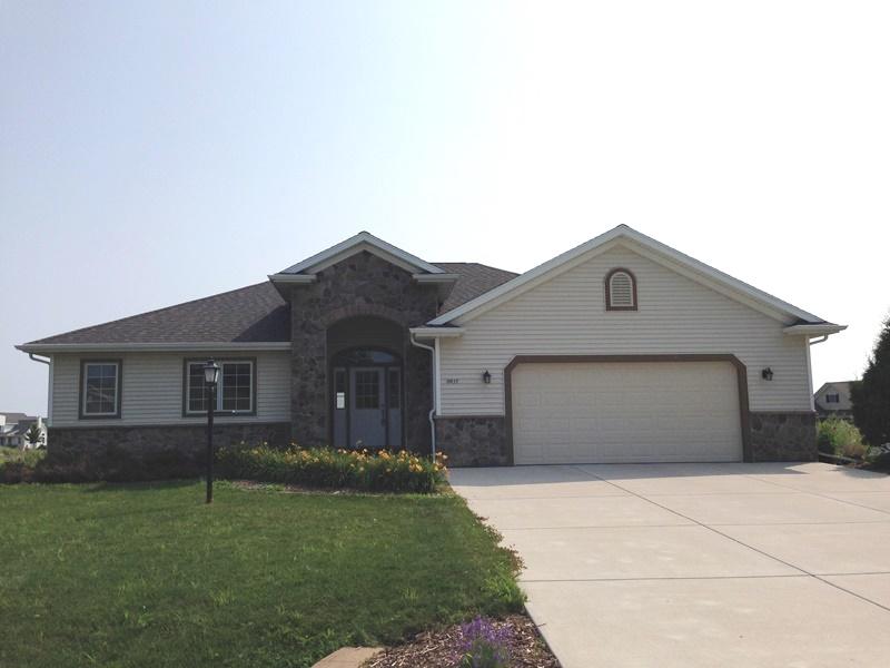 5017 Green Meadow Pl, Sheboygan, WI 53083 photo 1