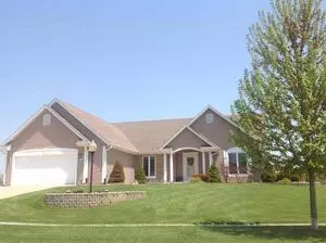 702 Eastern, Mukwonago, WI 53149 photo 1