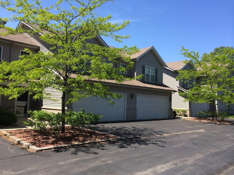 807 82nd St #17, Kenosha, WI 53143 photo 1