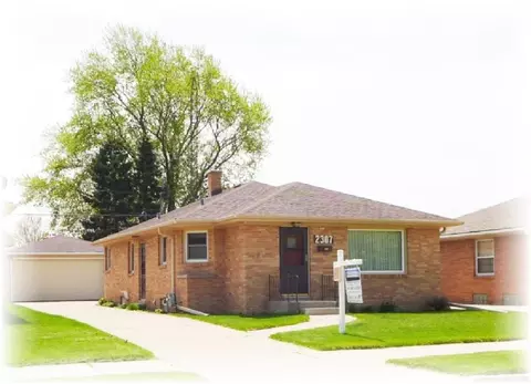 2307 Dwight, Racine, WI 53403 photo 1