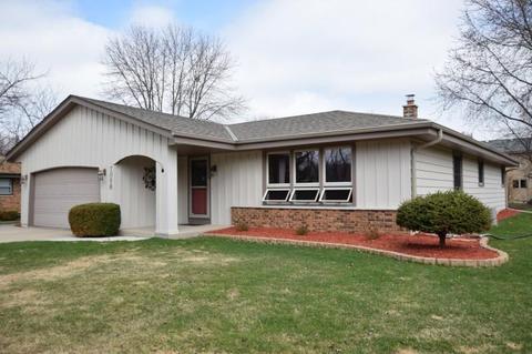7058 W Evans, Franklin, WI 53132 photo 1