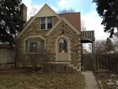 4122 S 5th, Milwaukee, WI 53207 photo 1