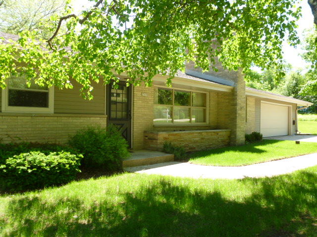2505 Markridge Cir, Racine, WI 53405 photo 1