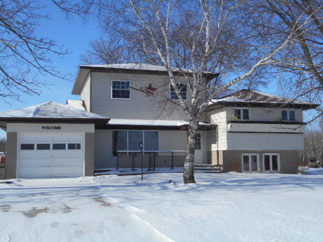 2502 Herman Rd, Manitowoc, WI 54220 photo 1