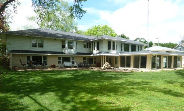 323 Zida St, Fort Atkinson, WI 53538 photo 1