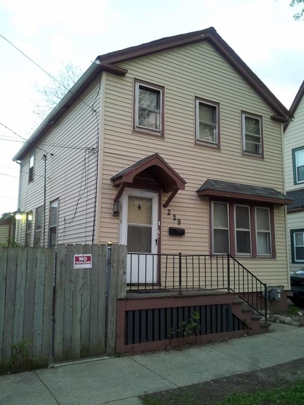 229 W Orchard St, Milwaukee, WI 53204 photo 1