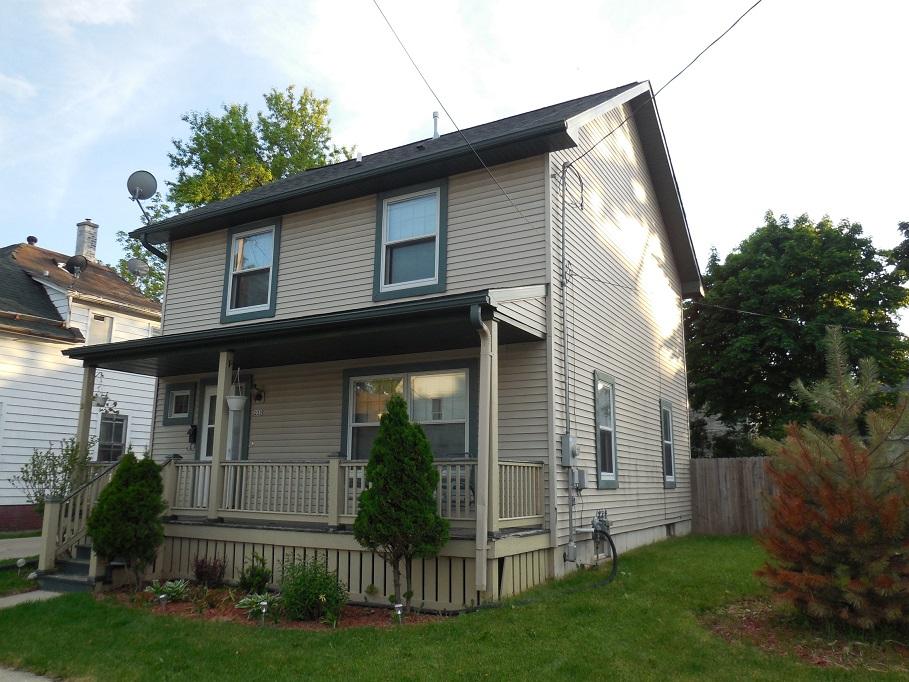 222 Frank Ave, Racine, WI 53404 photo 1