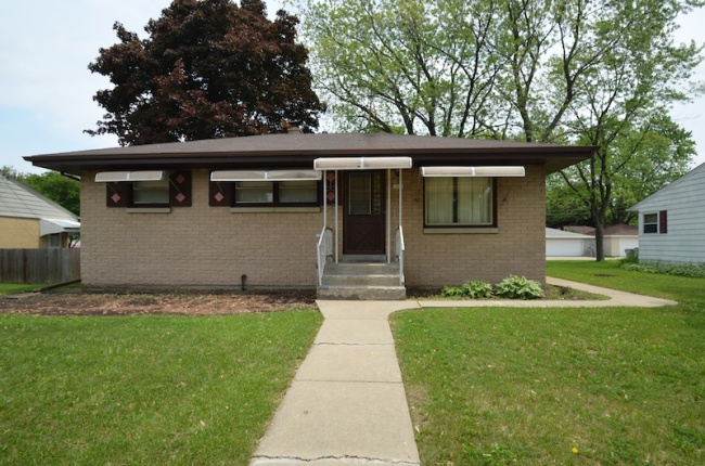 3982 S 76th St, Milwaukee, WI 53220 photo 1