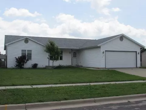 209 Pine, Delavan, WI 53115 photo 1