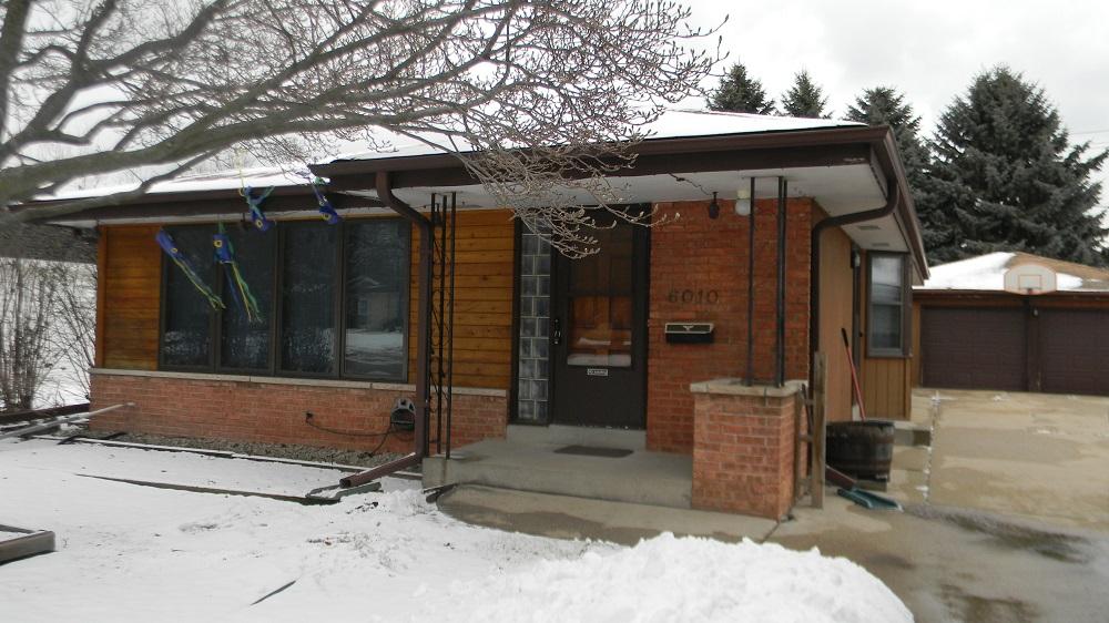 6010 S Robert Ave, Cudahy, WI 53110 photo 1