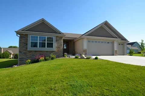 4624 W Devinshire, Franklin, WI 53132 photo 1