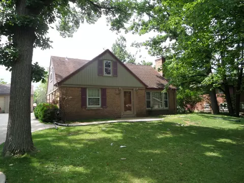 9735 W Ruby, Wauwatosa, WI 53225 photo 1
