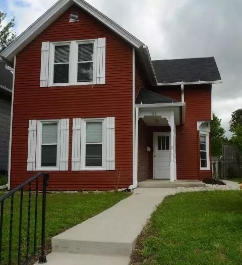 918 Cedar, West Bend, WI 53095 photo 1