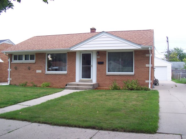 4030 S 55th St, Milwaukee, WI 53220 photo 1
