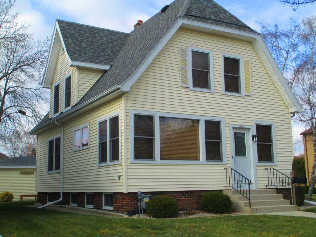 2414 N 8th St, Sheboygan, WI 53083 photo 1